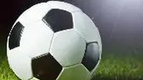 维尔茨盛赞埃基蒂克精准传球，坦言英超挑战重重，展现球技与决心！