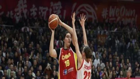 本钢终结上海久事16连胜辉煌